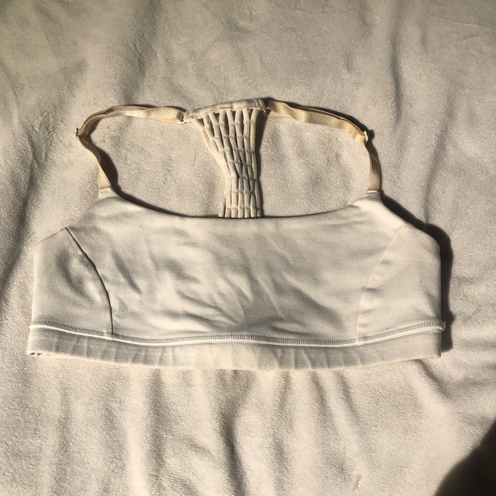 Lululemon White Strappy Back Vintage Sports Bra Size XS 0/2